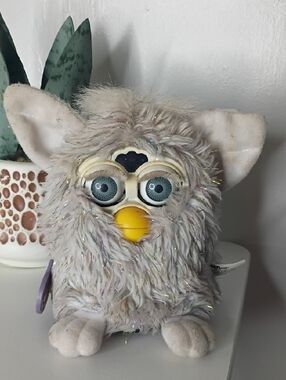 Vintage 1998 Champagne Glitter Furby by Tiger Electronics